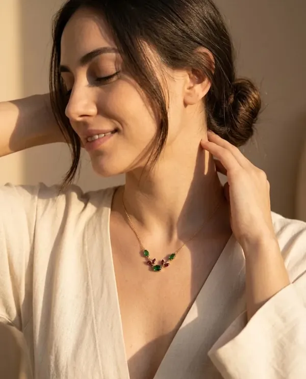 Collier Feuillage Vert & Bordeaux