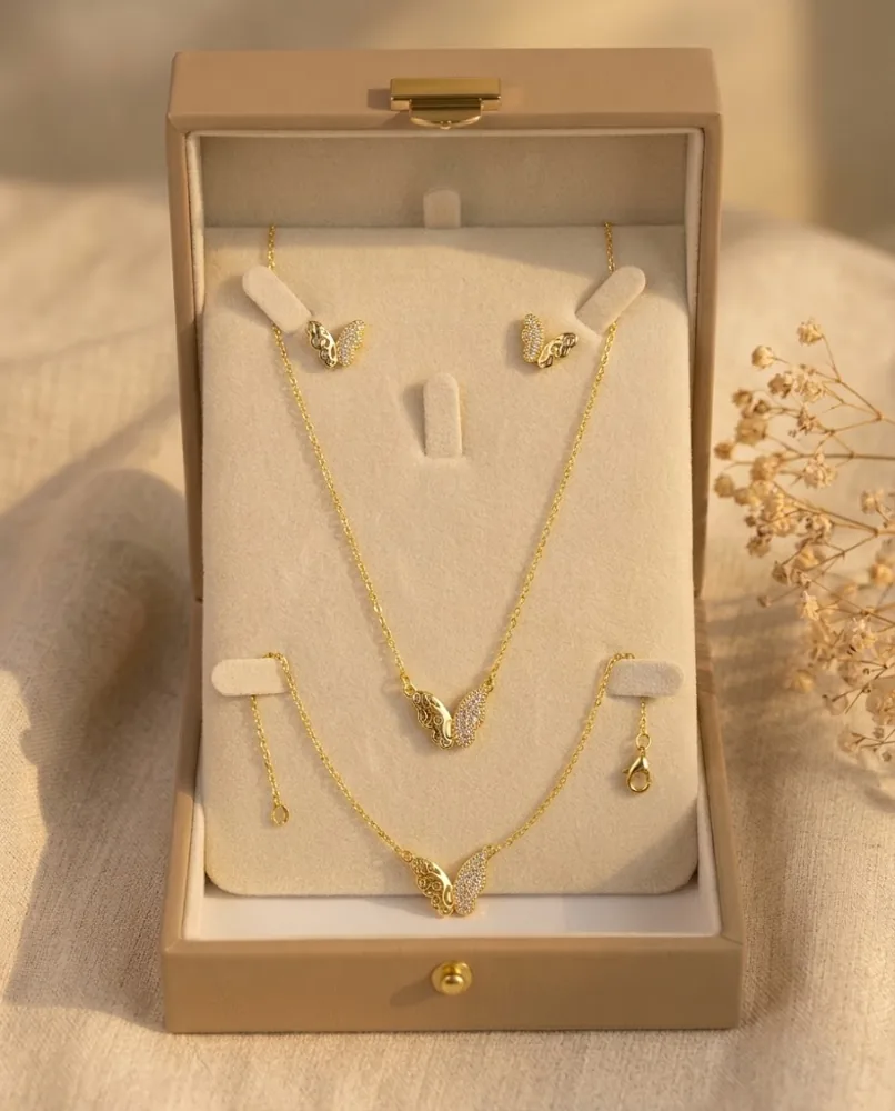 Parure Ailes Dorées — Collier, Bracelet & Puces