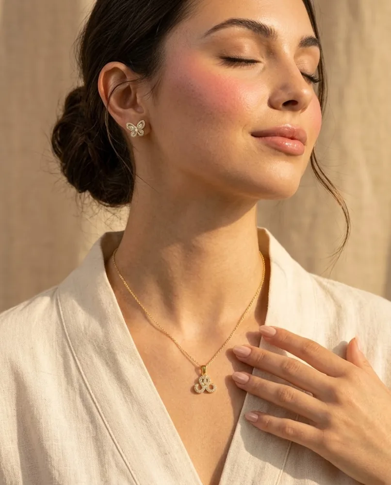 Parure Arabesque Pavée — Collier, Bracelet & Puces — vue 2