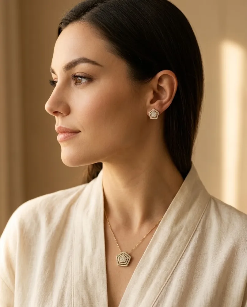 Parure Pentagone Pavé — Collier, Bracelet & Puces — vue 2